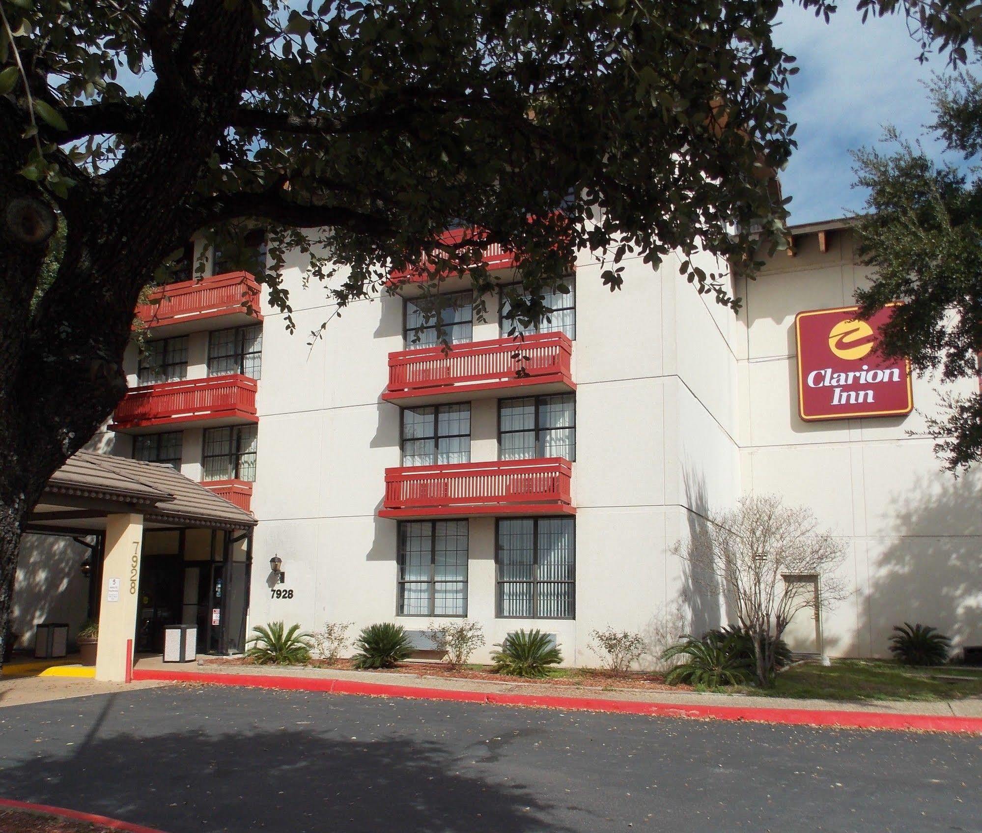 Quality Inn & Suites Austin North Exterior photo